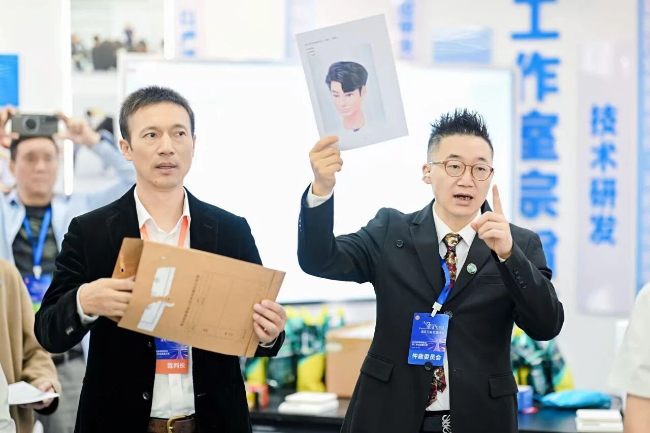 仲裁委员会工作现场
